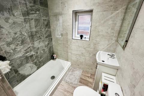 undefined, Balmoral Drive, Leicestershire LE3