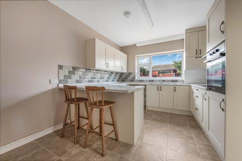 undefined, Worcester WR3