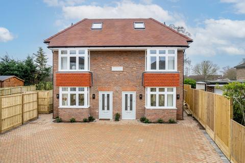 4 bedroom semi-detached house for sale, Tower View Mews, Shirley