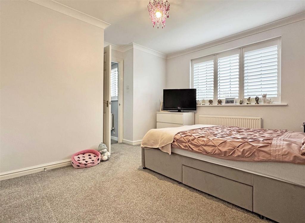 Bedroom 2.jpg