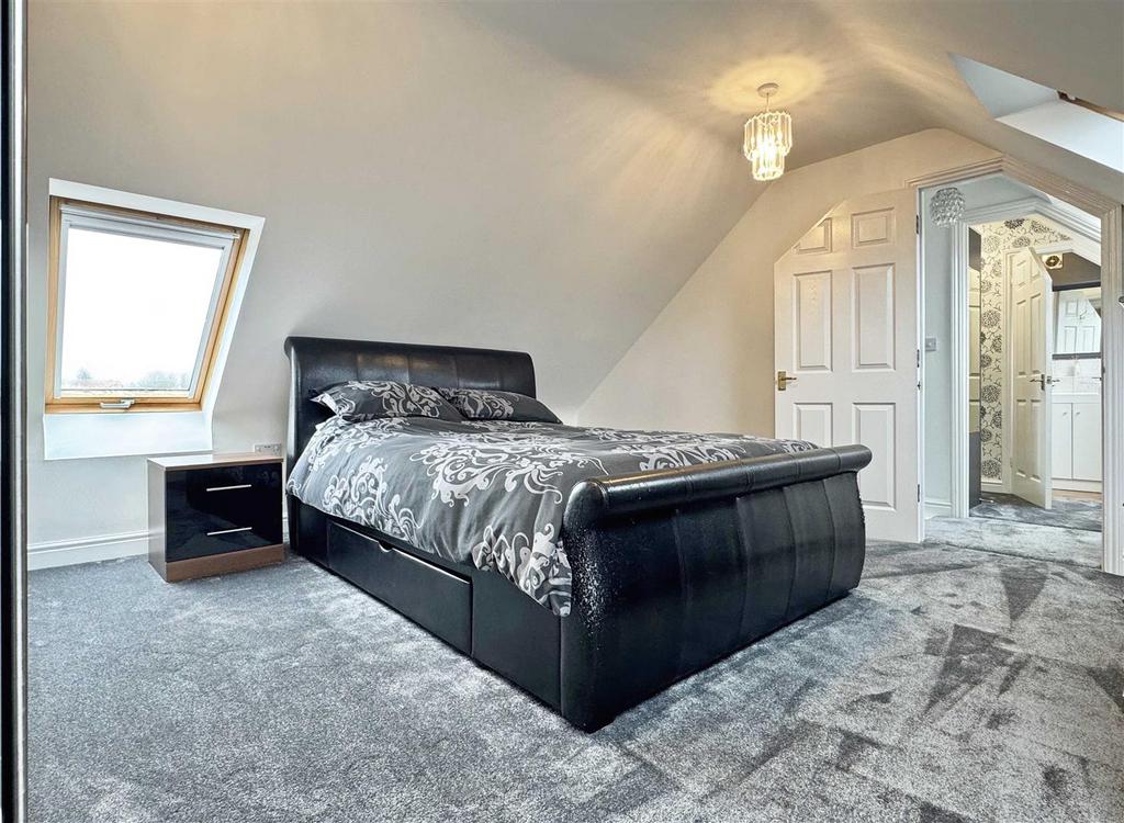 Master Bedroom c.jpg