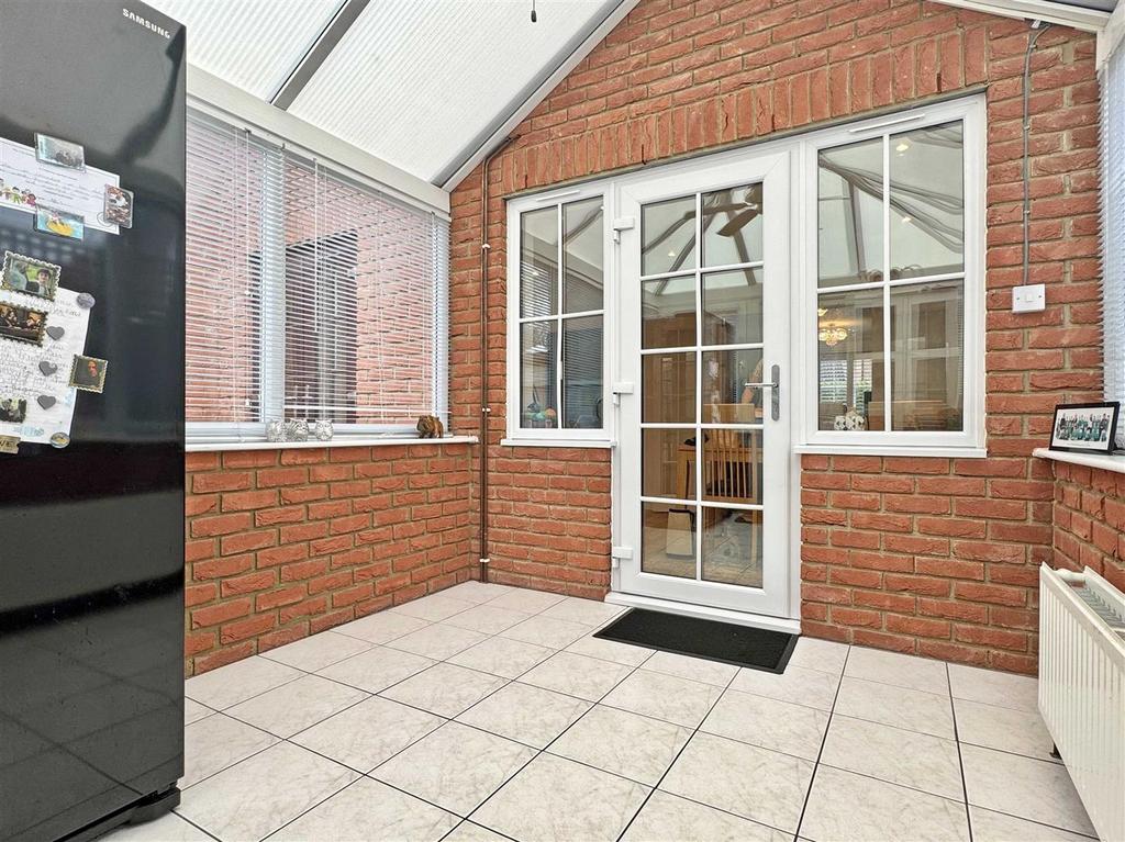 Conservatory b.jpg
