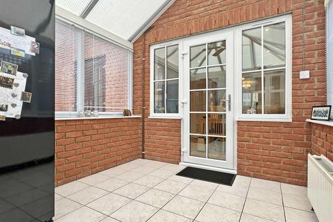27 Framlingham Way, Great Notley, Braintree, CM77 7YY