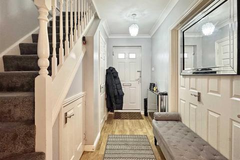 27 Framlingham Way, Great Notley, Braintree, CM77 7YY