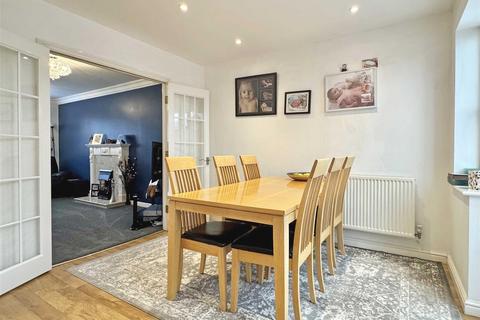 27 Framlingham Way, Great Notley, Braintree, CM77 7YY