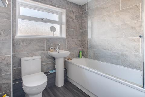 35 Shelley Close, Catshill, Bromsgrove, B61 0NQ
