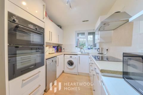 undefined, Beverley Gardens, St Albans AL4 9BJ