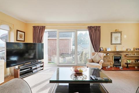 37 Burlington Road, Sheffield, S17 3NQ