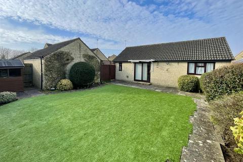 2 bedroom bungalow for sale, Pheasant Way, Cirencester