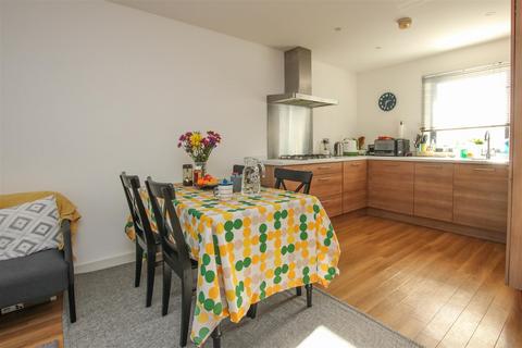 2 bedroom apartment for sale, Rollason Way, Brentwood