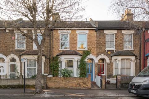 15 Lindley Road, London, E10 6QT