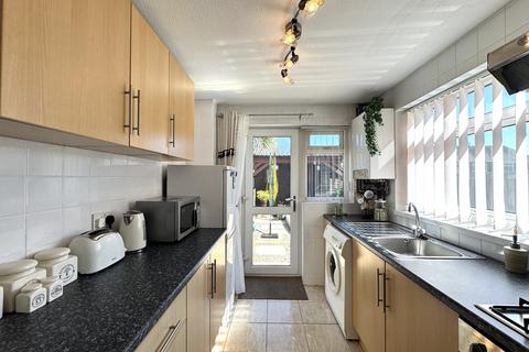 7 Cardigan Close, Tonteg, Pontypridd, CF38 1LB