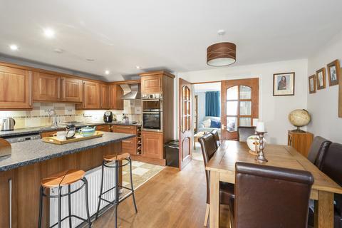 8 Bavelaw Crescent, Penicuik, EH26 9AT