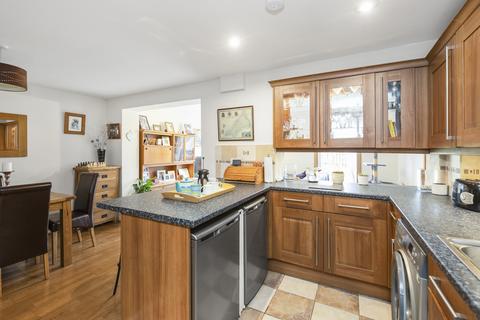 8 Bavelaw Crescent, Penicuik, EH26 9AT