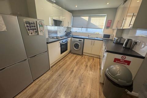 undefined, Canterbury Way, Stevenage, Hertfordshire, SG1