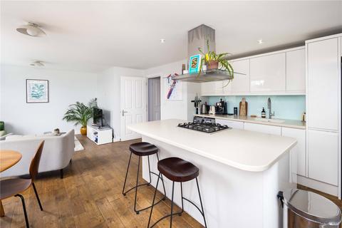 2 bedroom flat for sale, Clapton Square, Lower Clapton, London, E5