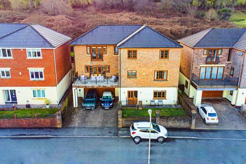 5 bedroom detached house for sale, Gelynos Avenue, Argoed, Blackwood, NP12 0AT