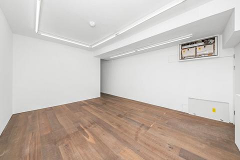 Storage to rent, Basement, 40 Margaret Street, London, W1G 0JH