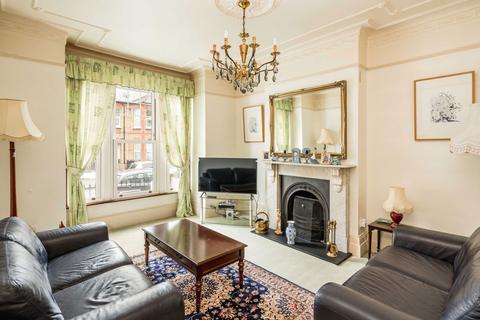 4 bedroom semi-detached house for sale, Wiverton Road, London SE26