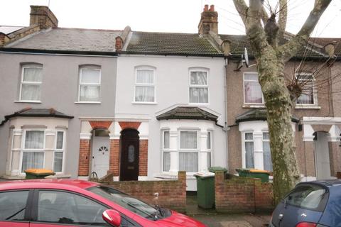 3 bedroom terraced house for sale, Creighton Avenue, London