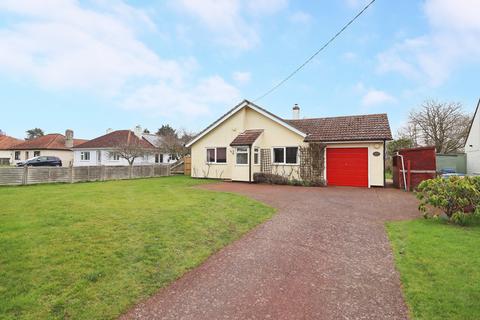 3 bedroom detached bungalow to rent, Orvis Lane, East Bergholt