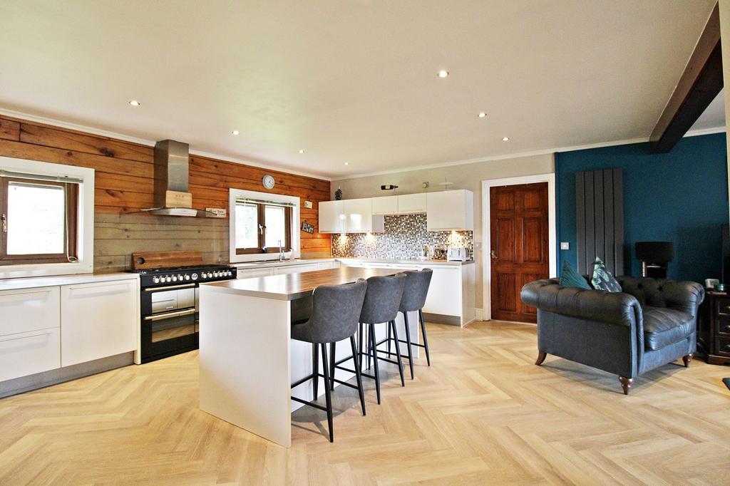Kitchen/Diner/Family Room