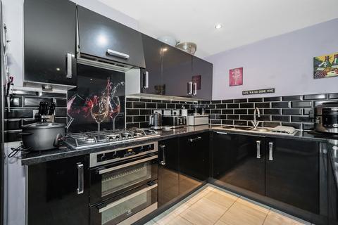 62 Caledonian Crescent, Prestonpans, EH32 9GF
