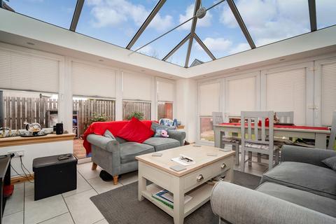 62 Caledonian Crescent, Prestonpans, EH32 9GF