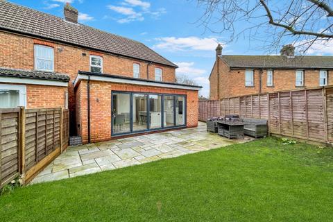 37 Cannon Lane, Luton, LU2 8BJ