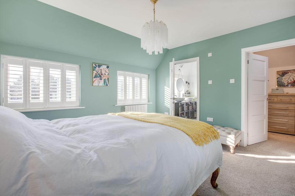 21 Trinity Avenue, SL7 3 AL (LOW RES)-9