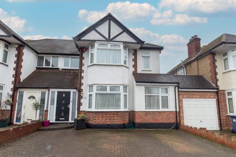 4 bedroom semi-detached house for sale, Broadfields Avenue, Edgware, HA8