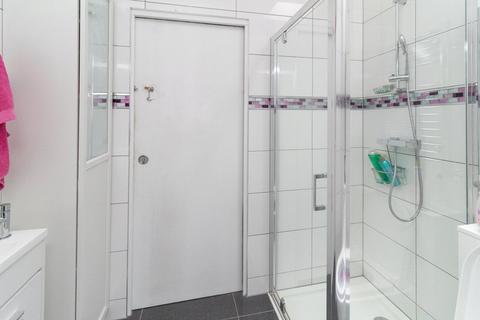 170 Broadfields Avenue, Edgware, HA8 8TF