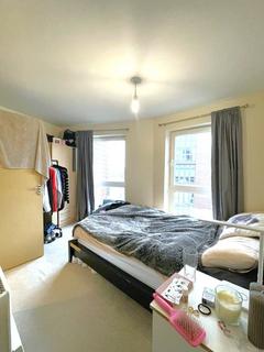 2 bedroom flat to rent, Hackney, London E5