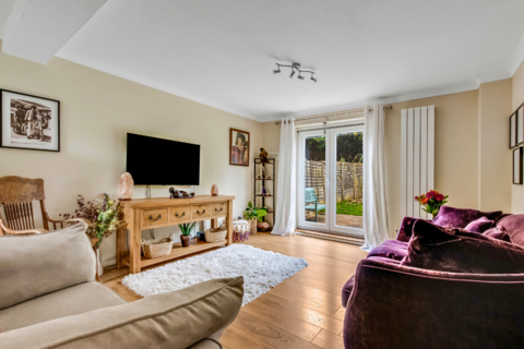 undefined, Harlequin Cl, Isleworth TW7