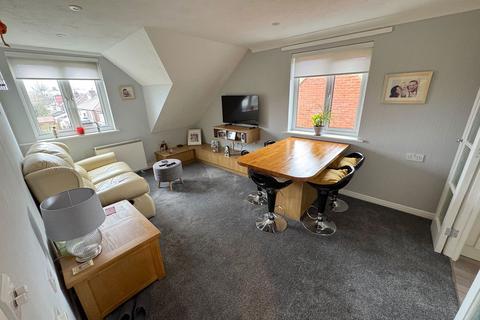1 bedroom flat for sale, Clothorn Road, Manchester M20