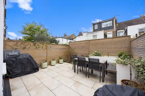 2 bedroom apartment for sale, Ravensworth Road, Kensal Green, NW10