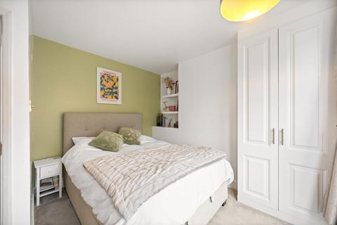 27 Ravensworth Road, London, NW10 5NP