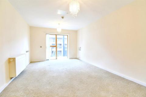 2 bedroom retirement property for sale, Queensway Court, Queensway, Leamington Spa