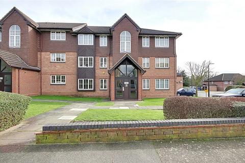 2 bedroom flat to rent, Waverley Road, Enfield EN2