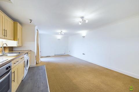 2 bedroom flat for sale, Ruskin Road, Belvedere, Kent, DA17