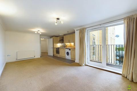 2 bedroom flat for sale, Ruskin Road, Belvedere, Kent, DA17