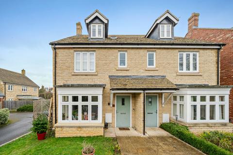 4 bedroom semi-detached house for sale, The Old Dairy, Witney, Oxfordshire