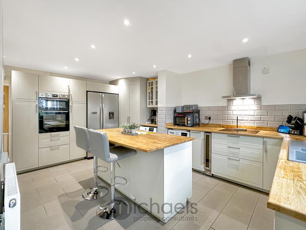 Kitchen/Breakfast Room