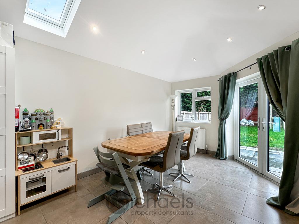 Dining Room/Sun Room