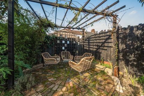 83 Manton Road, London, SE2 0JD