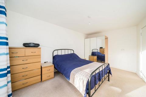 1 bedroom flat for sale, Finchley Road, London NW11