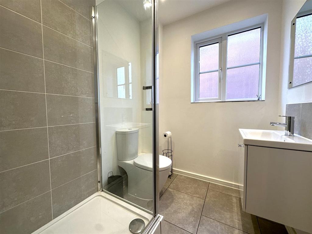 En-Suite Shower Room 213