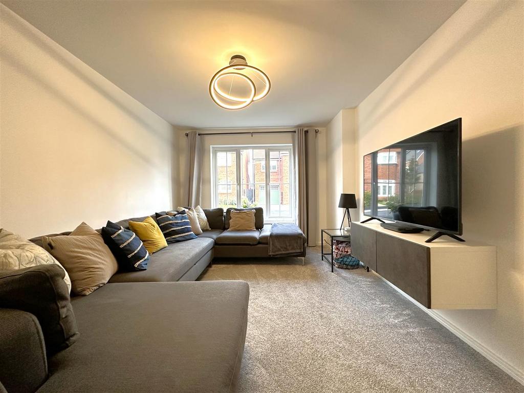Generous Living Room 259
