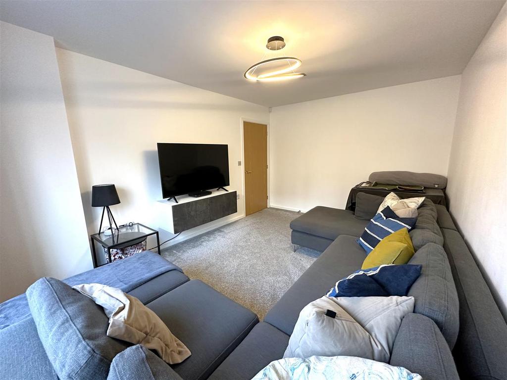 Large Living Room 255