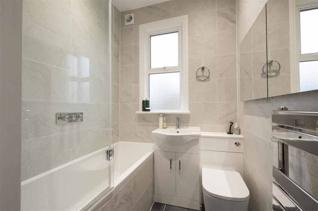 99 Haydon Park Road,13.jpg